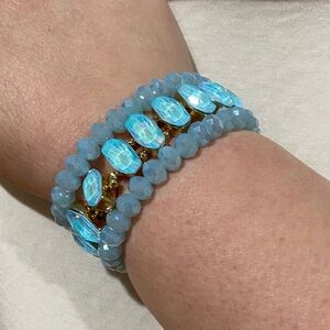 Chic Blue and Gold Beaded Bracelet